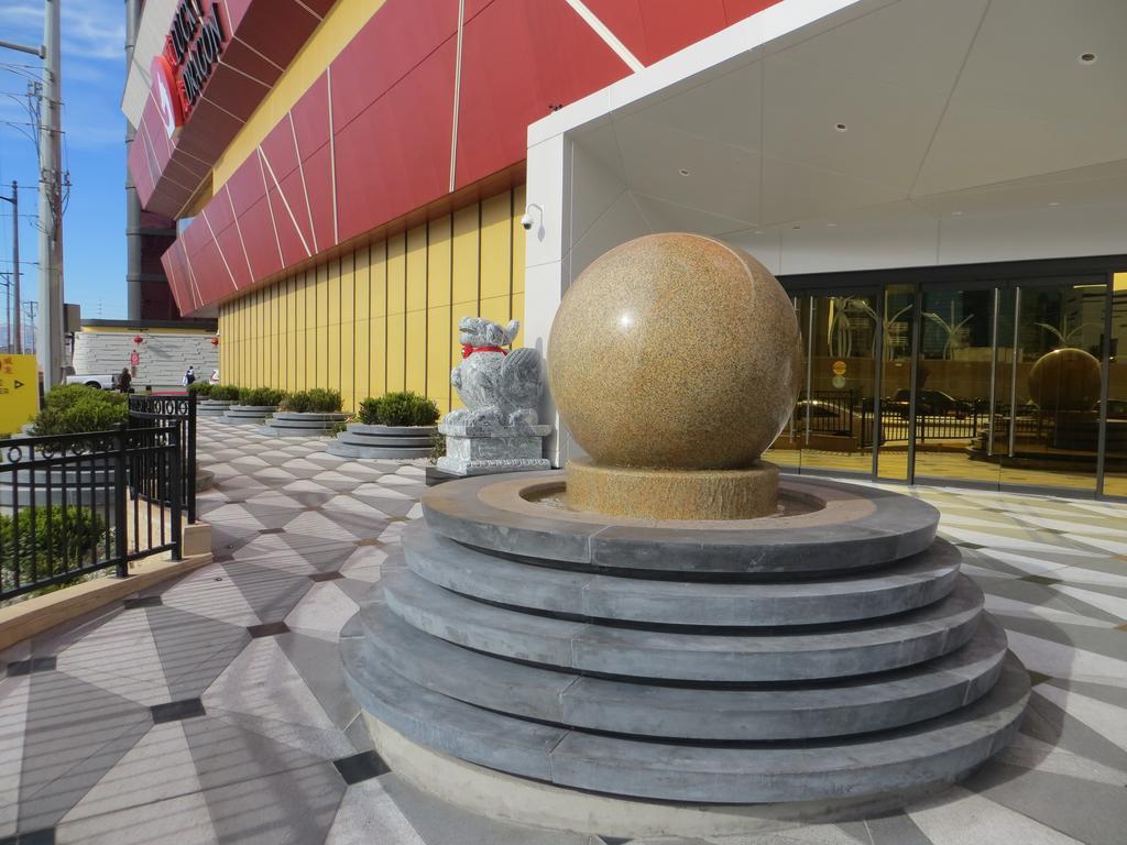 Lucky Dragon Hotel Лас-Вегас Экстерьер фото